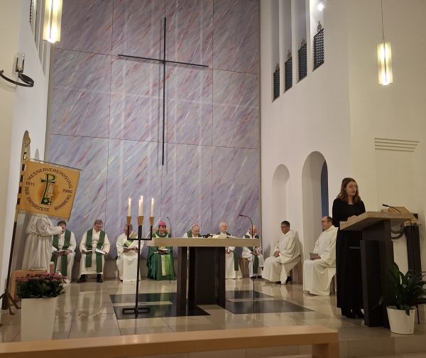 Gottesdienst mit Erzbischof Herwig Gössl
